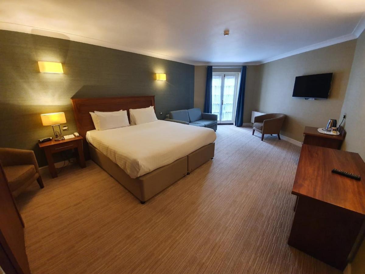 Best Western Moore Place Hotel Milton Keynes Extérieur photo