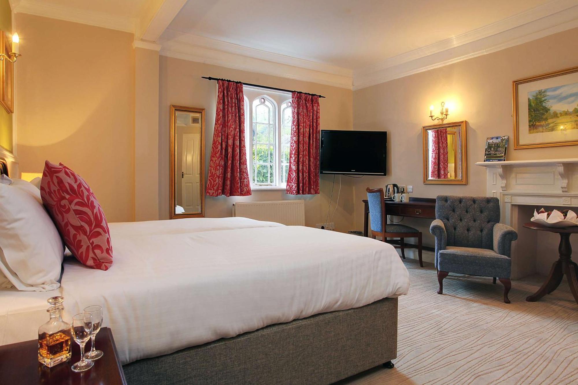 Best Western Moore Place Hotel Milton Keynes Extérieur photo