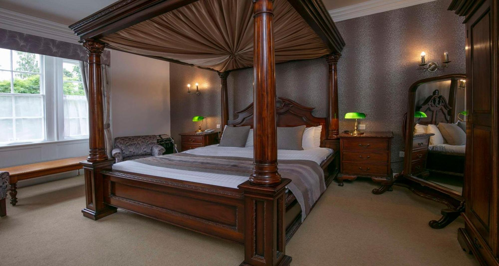 Best Western Moore Place Hotel Milton Keynes Extérieur photo